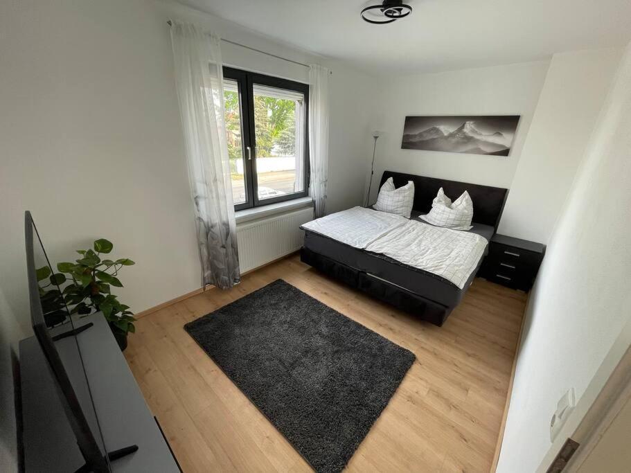 Schoenes Reihenhaus Mit Garten Magdeburg Exteriör bild